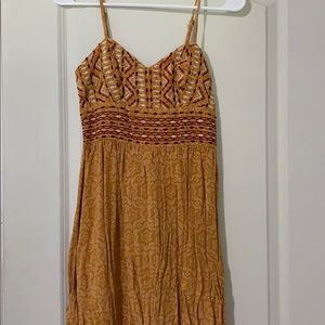 Long orange dress with leg slit